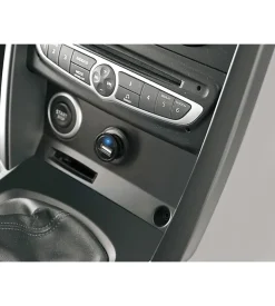 Plug-in 12-24v usb 39019