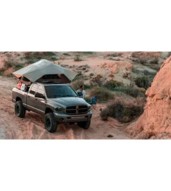Tenda da tetto per auto skyrise hd medium y8007437 per tre persone - yakima